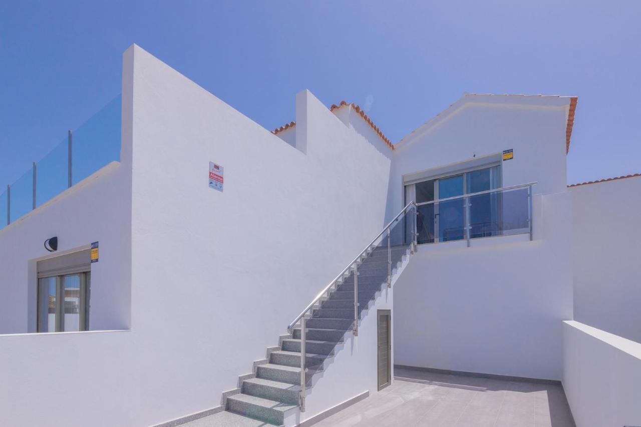 Apartment Holiday 2 Beachfront Corralejo By Holidays Home Bagian luar foto