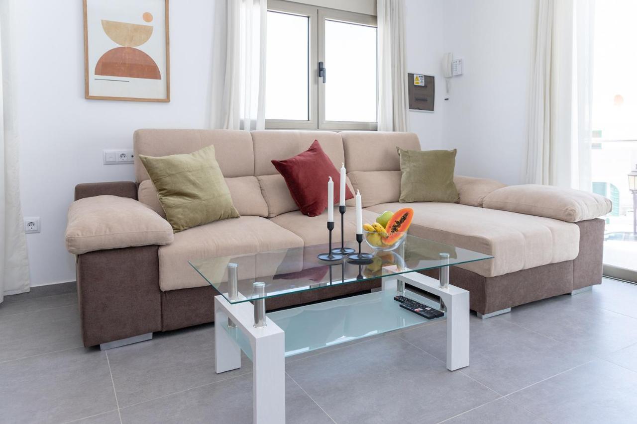Apartment Holiday 2 Beachfront Corralejo By Holidays Home Bagian luar foto