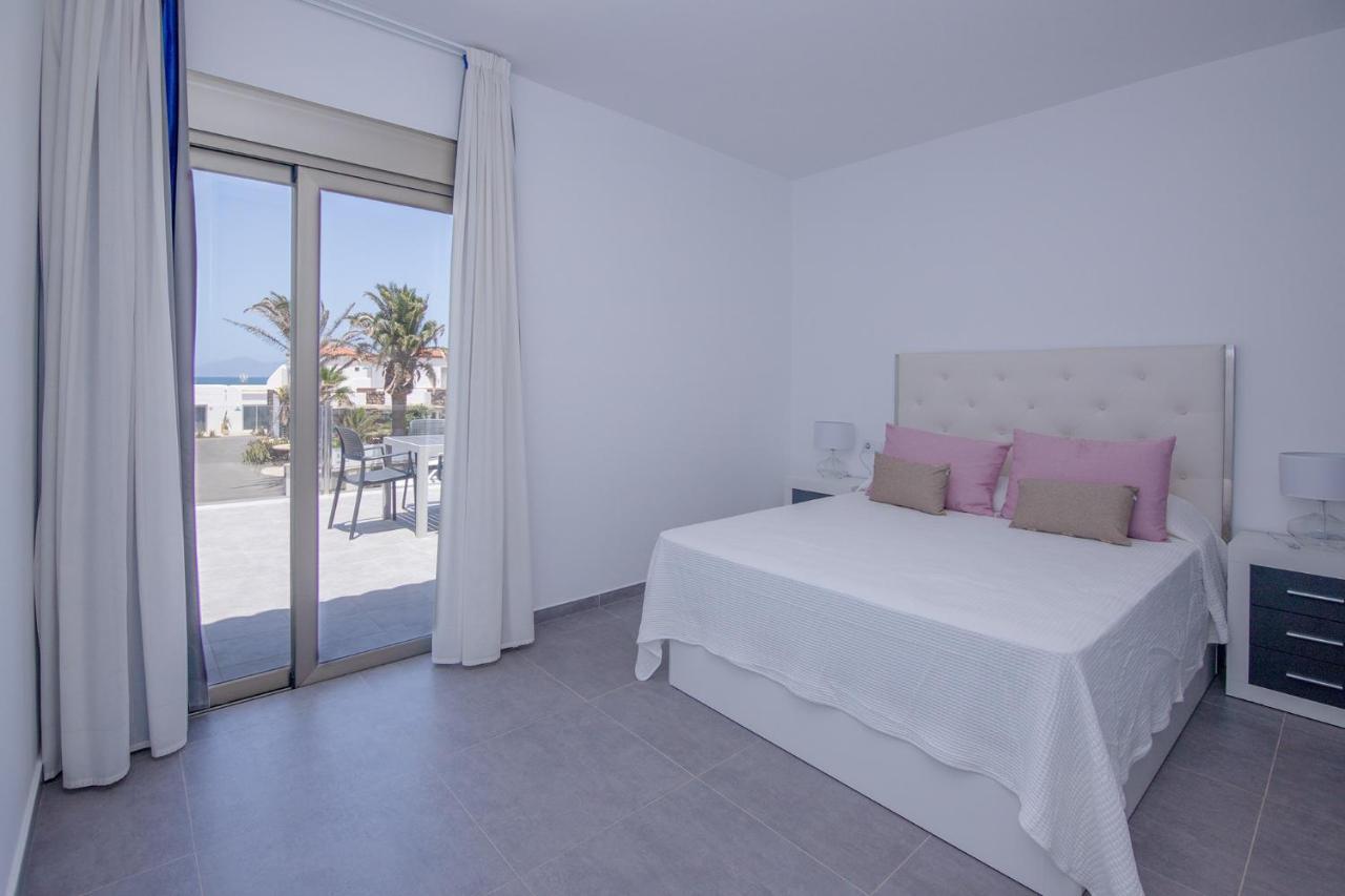 Apartment Holiday 2 Beachfront Corralejo By Holidays Home Bagian luar foto