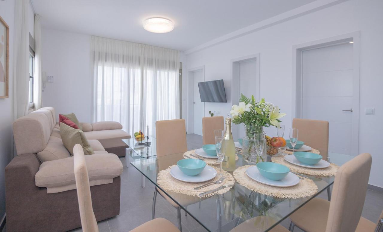 Apartment Holiday 2 Beachfront Corralejo By Holidays Home Bagian luar foto