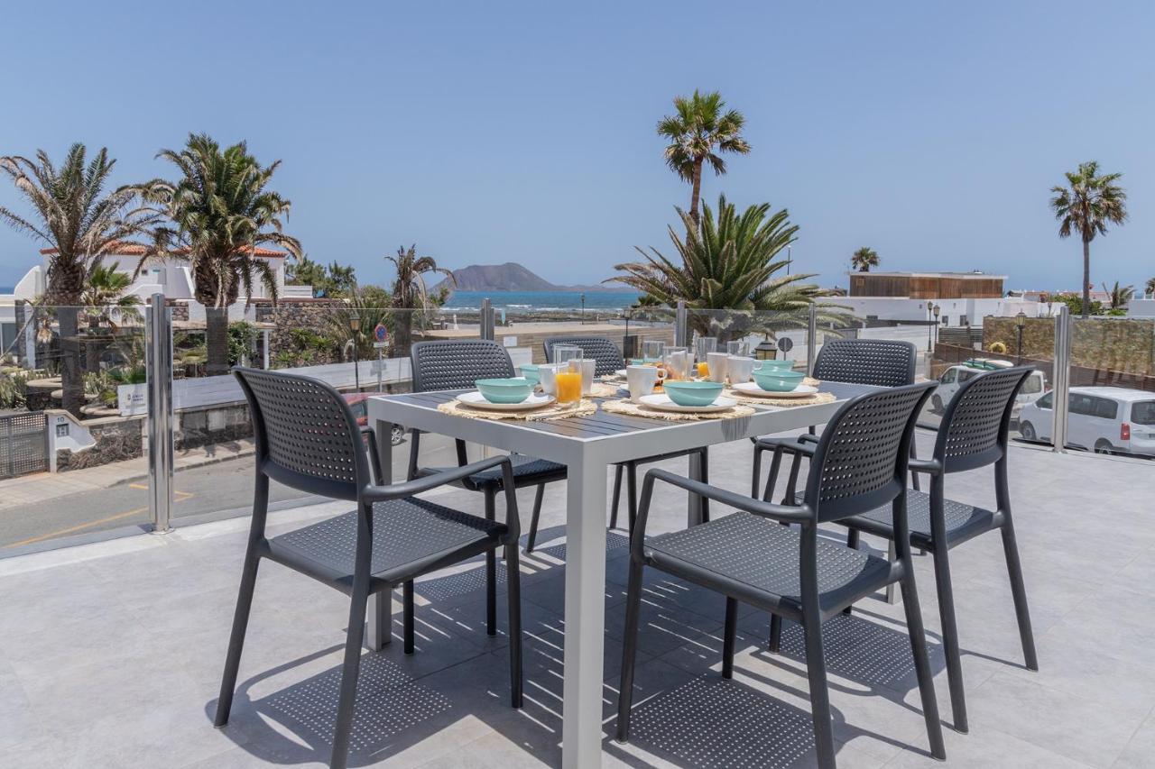 Apartment Holiday 2 Beachfront Corralejo By Holidays Home Bagian luar foto