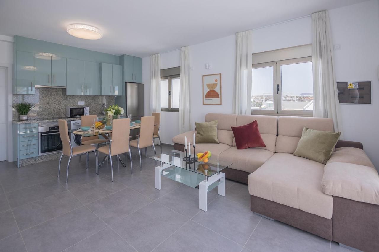 Apartment Holiday 2 Beachfront Corralejo By Holidays Home Bagian luar foto
