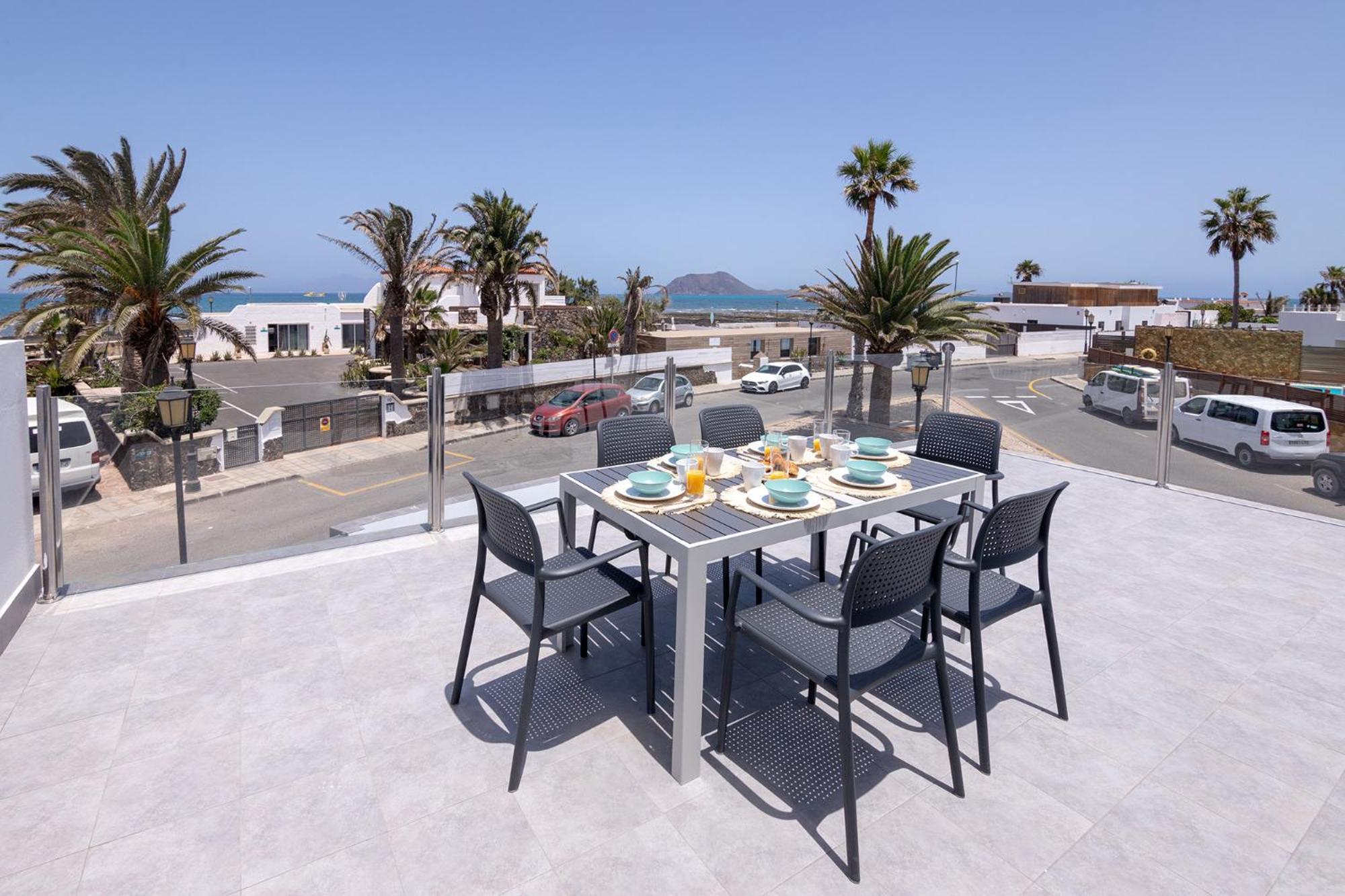 Apartment Holiday 2 Beachfront Corralejo By Holidays Home Bagian luar foto