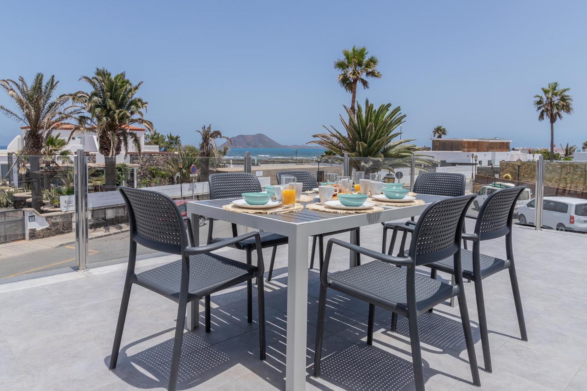 Apartment Holiday 2 Beachfront Corralejo By Holidays Home Bagian luar foto